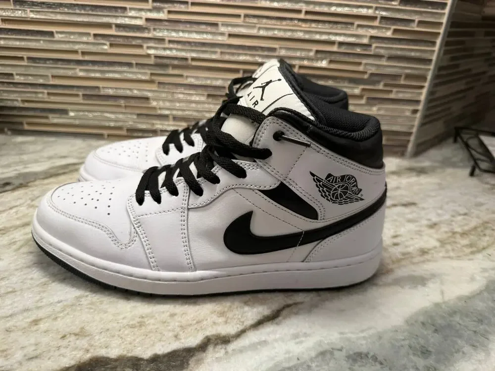 Air Jordan 1 Mid Reverse Panda White Black Mens 9.5 Used No Box
